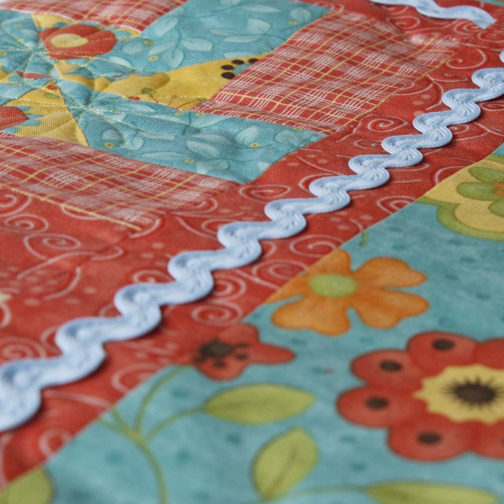 Whirly Wheels Patchwork Quilt - Littler Quilts